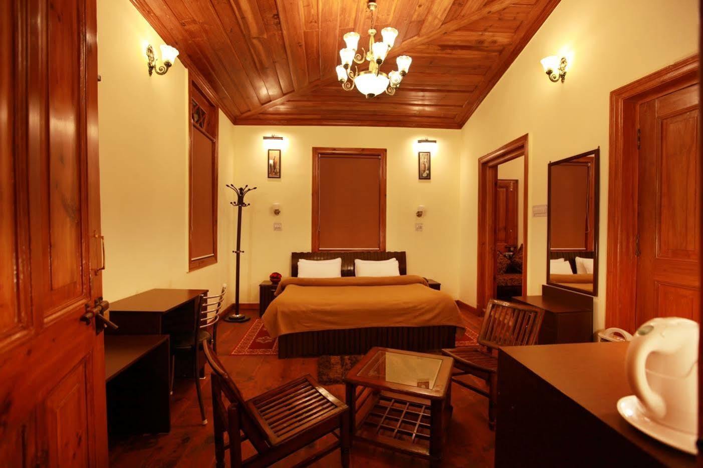 Torrentium Lodge Shimla Exterior foto