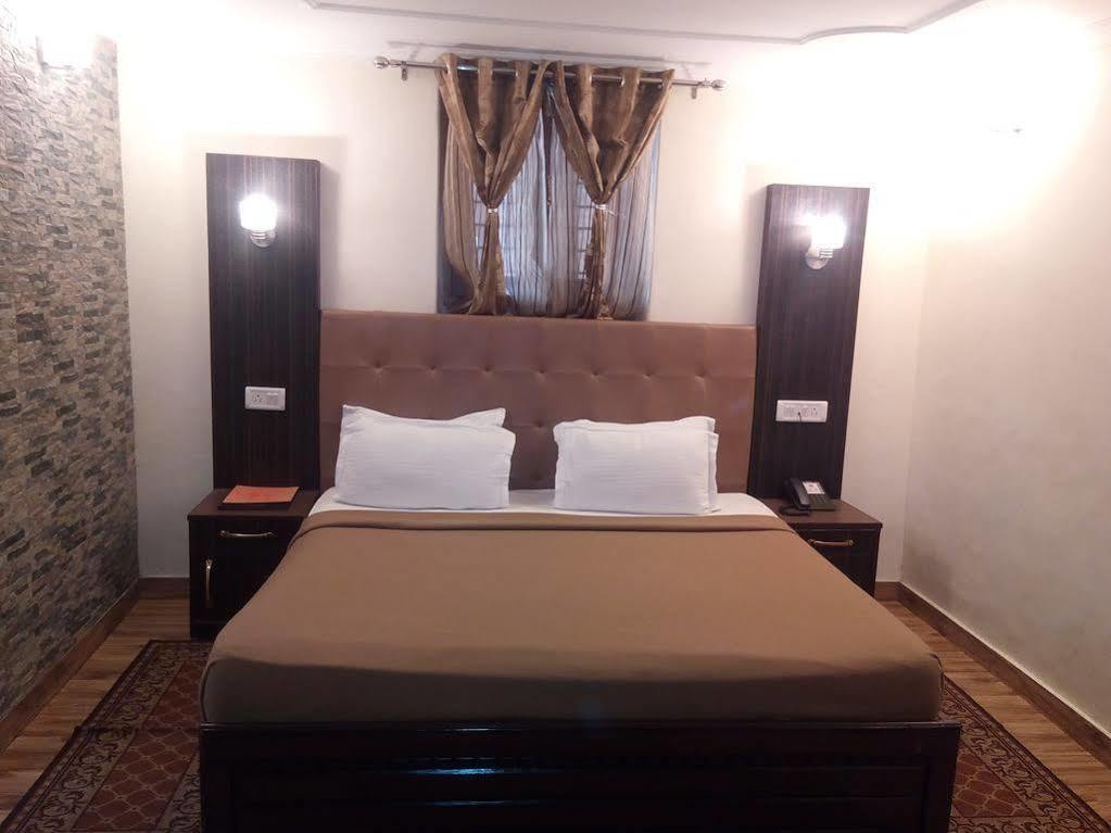 Torrentium Lodge Shimla Exterior foto