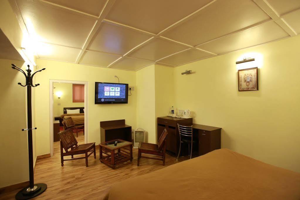 Torrentium Lodge Shimla Exterior foto