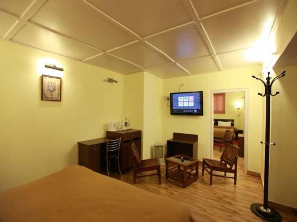 Torrentium Lodge Shimla Exterior foto